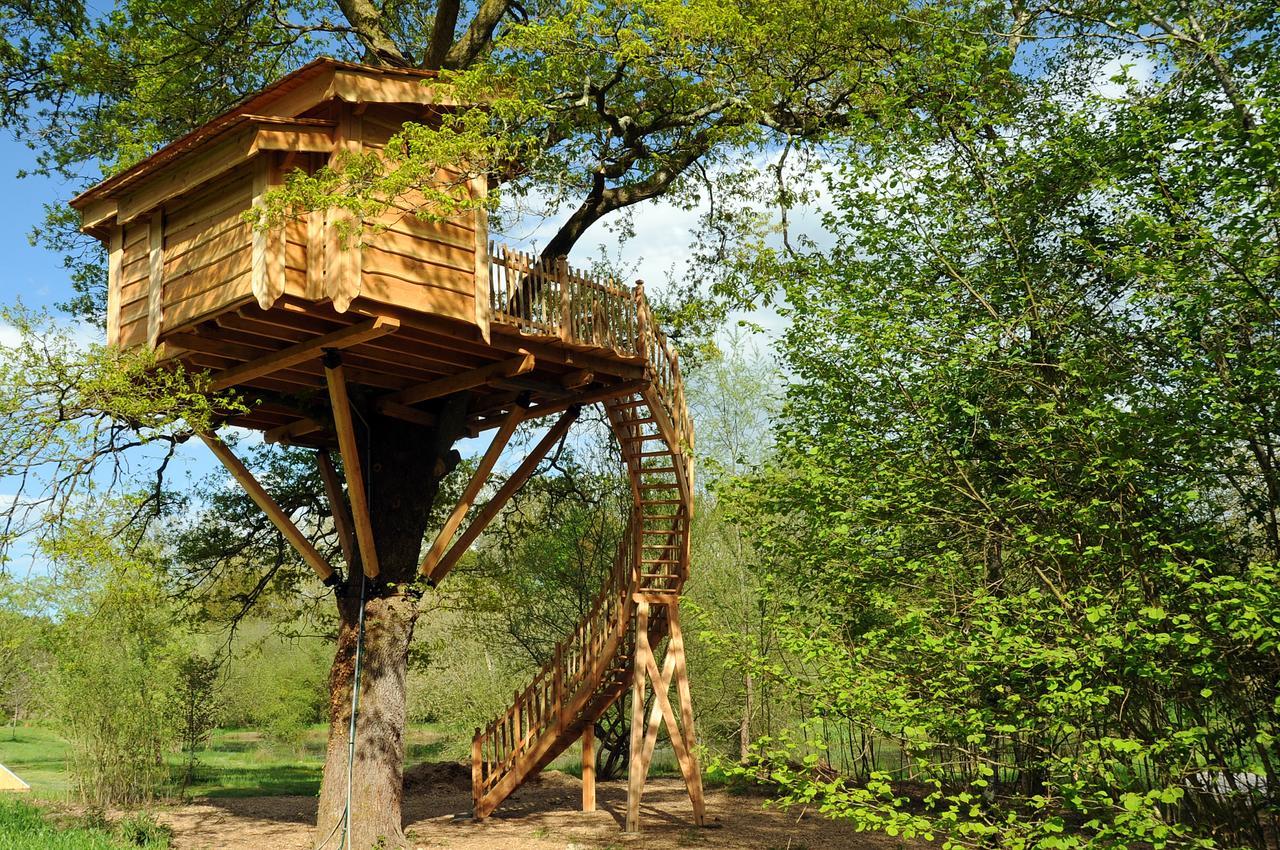 La Cabane Du Vieux Chene Susmiou Buitenkant foto